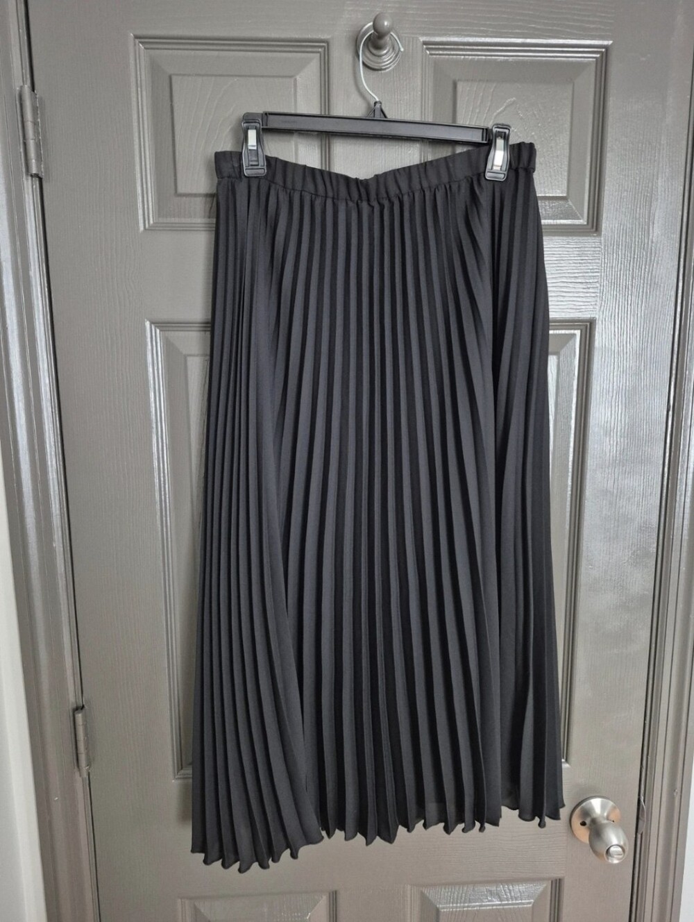 Anne Klein Women's Midi Black Skirt SIZE S - Picture 2 of 10